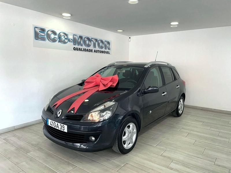 Cinzento Usado 2008 Renault Clio II Carrinha | € 7.500 (Preço elevado) - Imagem 1/4