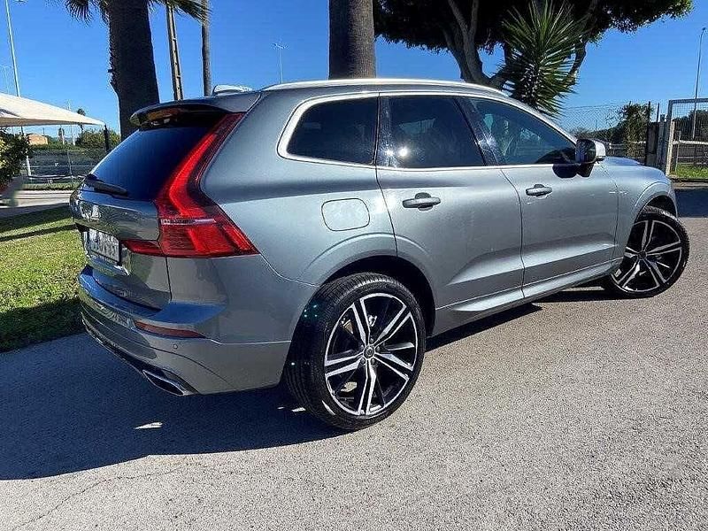 Usado Volvo XC60 190 HP (139 kW) 2019 Cinzento SUV