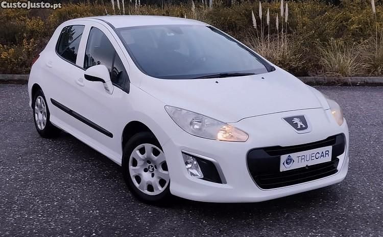 Usado Peugeot 308 90 HP (66 kW) 2011 Branco Citadino