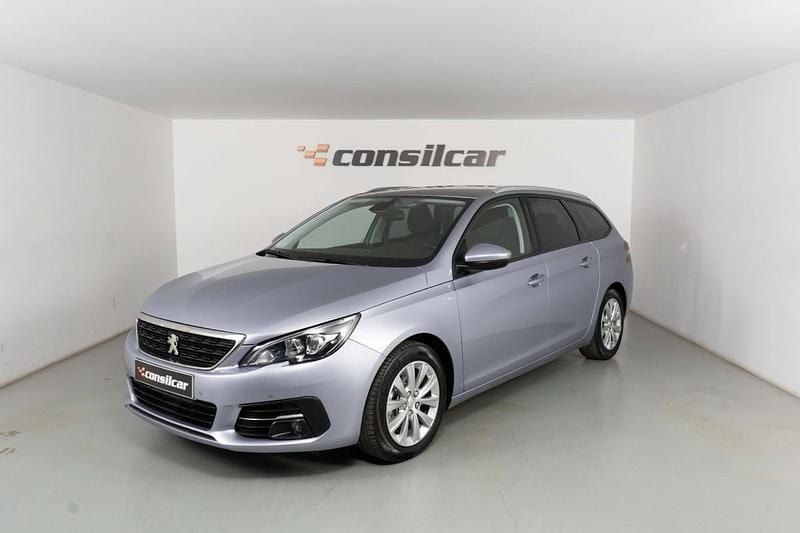 Cinza Usado 2020 Peugeot 308 Style Carrinha | € 12.980 (Bom preço) - Imagem 1/4