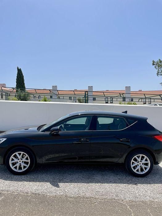 Usado 2022 Seat Leon Style Sedan | € 19.900 (Preço elevado) - Imagem 1/4