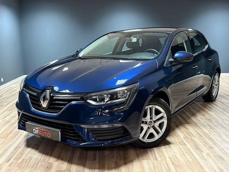 Usado 2020 Renault Mégane IV Zen Sedan | € 16.900 (Preço justo) - Imagem 1/4