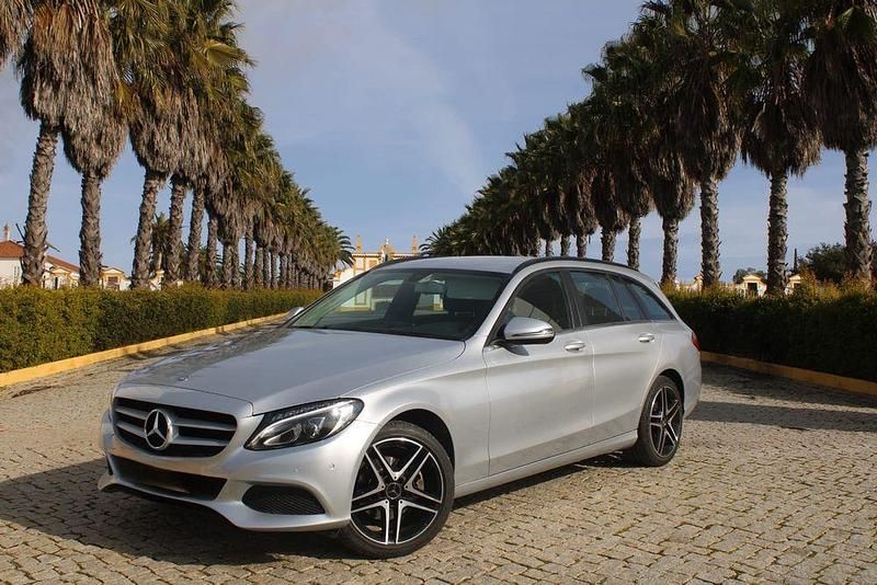 Usado 2016 Mercedes C200 Sedan | € 23.000 (Caro) - Imagem 1/4