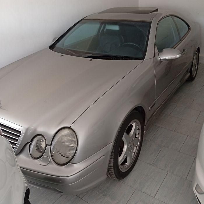 Usado 2002 Mercedes CLK200 AMG | € 9.900 - Imagem 1/4