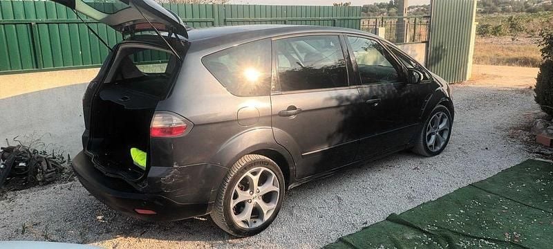 Usado 2007 Ford S-MAX Titanium Monovolume | € 5.999 (Preço justo) - Imagem 1/4