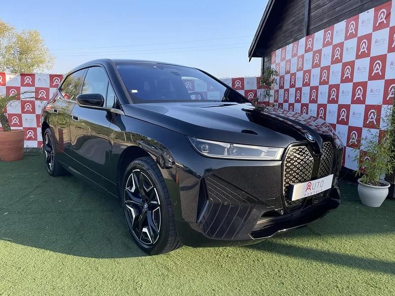 Preto Usado 2021 BMW iX Performance SUV | € 53.990 - Imagem 1/4