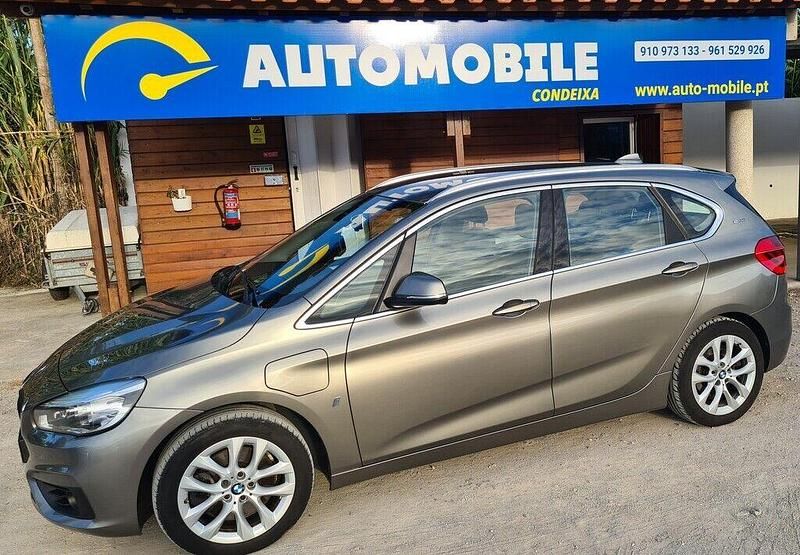 Outro Usado 2016 BMW 225 Sport Line Monovolume | € 17.950 - Imagem 1/4