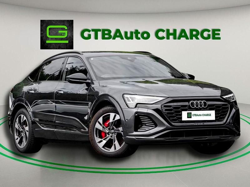 Cinza Usado 2023 Audi Q8 e-tron S-Line SUV | € 59.000 (Caro) - Imagem 1/4