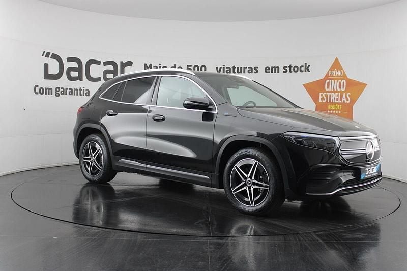 Preto Usado 2024 Mercedes EQA250 AMG line SUV | € 42.599 (Preço justo) - Imagem 1/4