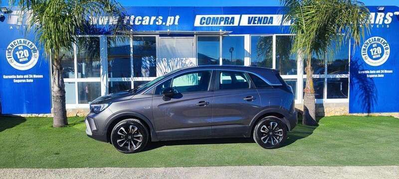 Usado Opel Crossland Business Elegance 120 HP (88 kW) 2022 Cinzento SUV