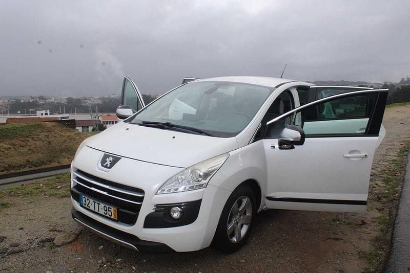 Usado 2012 Peugeot 3008 Sedan | € 3.500 - Imagem 1/4