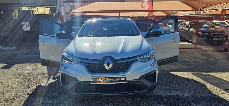 Branco Usado 2023 Renault Arkana R.S. SUV | € 29.500 (Caro) - Imagem 1/4