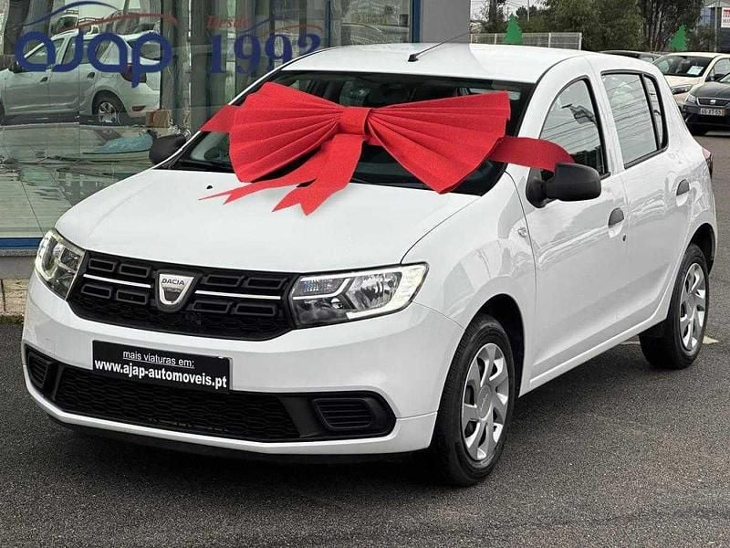 Branco Usado 2018 Dacia Sandero | € 7.670 (Bom preço) - Imagem 1/4