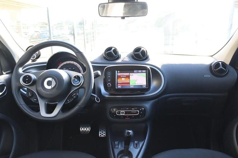 Usado Smart ForFour Electric Drive Passion 60 kW (82 HP) 2020 Branco
