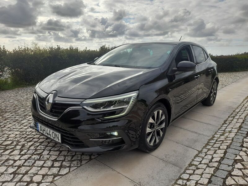 Preto Usado 2021 Renault Mégane IV LIMITED | € 16.580 (Preço justo) - Imagem 1/4