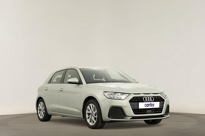 Cinzento Usado 2024 Audi A1 Sportback Advanced Citadino | € 22.990 (Preço justo) - Imagem 1/4