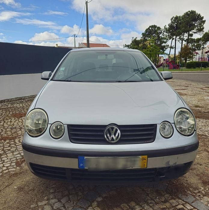 Usado 2004 VW Polo Sedan | € 1.650 (Bom preço) - Imagem 1/4