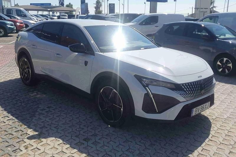 Branco Usado 2025 Peugeot e-408 GT SUV | € 46.000 - Imagem 1/4