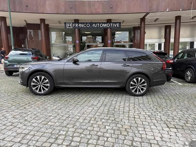 Cinzento Usado 2021 Volvo V90 Carrinha | € 42.800 - Imagem 1/4