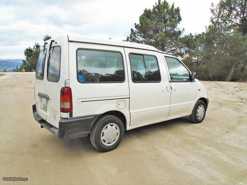 Nissan vanette 2