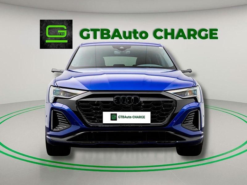 Azul Usado 2024 Audi Q8 e-tron S-Line SUV | € 69.000 (Preço justo) - Imagem 1/4