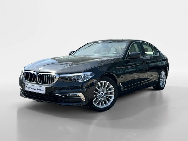 Preto Usado 2018 BMW 530 iPerformance Sedan | € 28.400 (Preço elevado) - Imagem 1/4