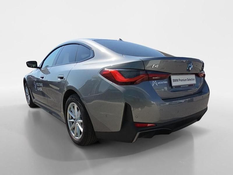 Usado BMW i4 250 kW (340 HP) 2025 Cinzento Sedan