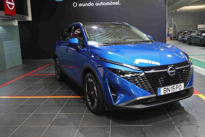 Azul Usado 2024 Nissan Qashqai Advance SUV | € 29.990 - Imagem 1/4