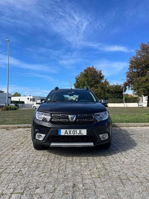 Usado 2017 Dacia Sandero Stepway Citadino | € 7.999 (Bom preço) - Imagem 1/4