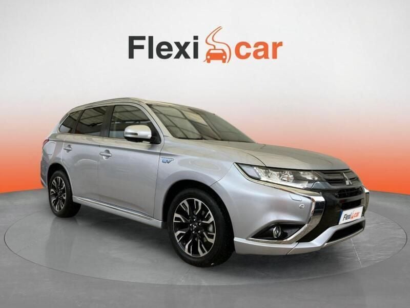 Cinzento Usado 2018 Mitsubishi Outlander P-HEV | € 18.490 (Preço justo) - Imagem 1/4