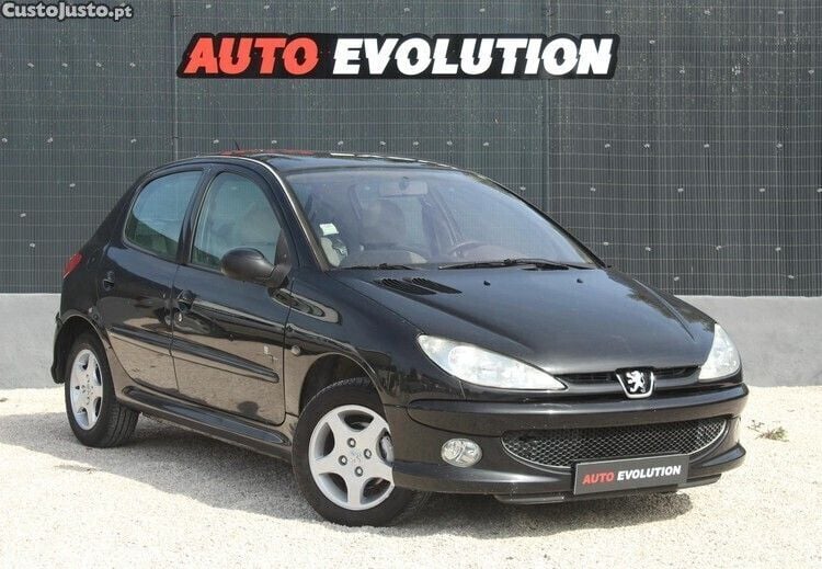 Preto Usado 2004 Peugeot 206 | € 2.999 (Preço justo) - Imagem 1/1