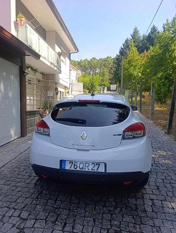 Usado Renault Mégane Cabriolet 110 HP (80 kW) 2015 Branco Cabrios