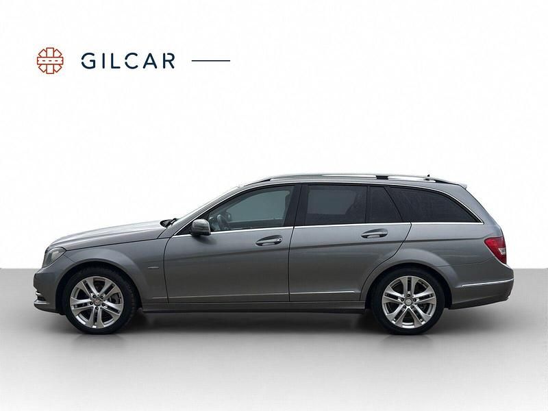 Usado Mercedes C220 Avantgarde Edition 170 HP (125 kW) 2011 Cinza Carrinha