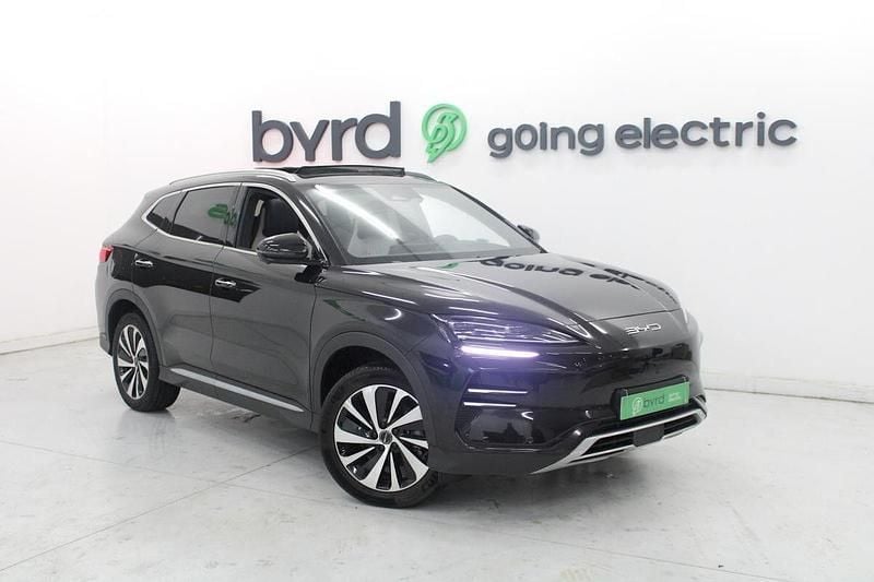 Cinza Usado 2024 BYD Seal U Design SUV | € 43.900 (Preço justo) - Imagem 1/4
