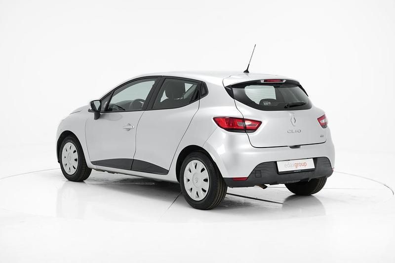 Usado Renault Clio IV 90 HP (66 kW) 2015 Cinza