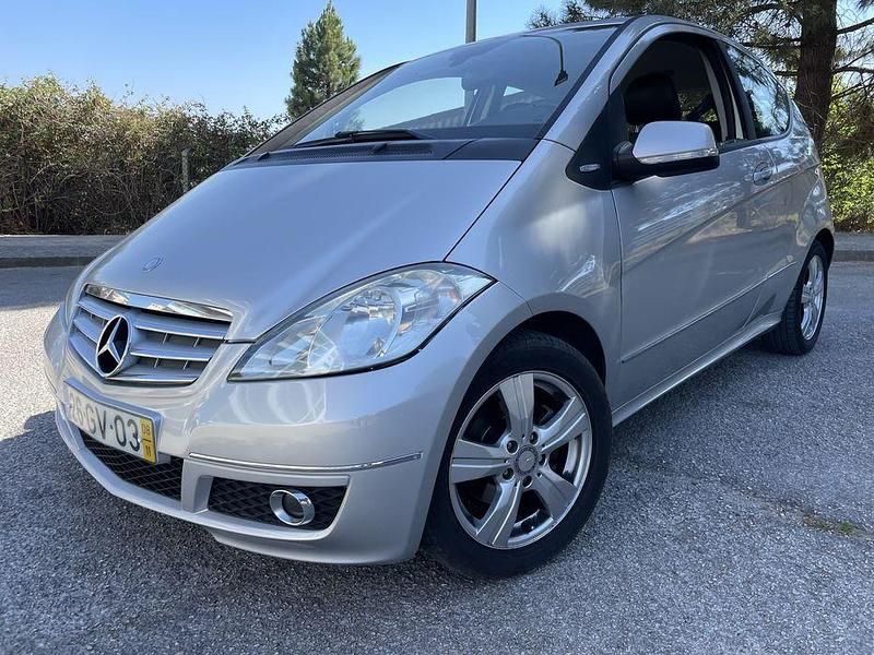 Usado Mercedes A160 90 HP (66 kW) 2008 Coupé
