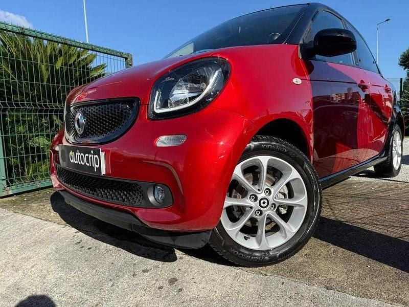 Usado Smart ForFour Passion 90 HP (66 kW) 2016 Vermelho Citadino