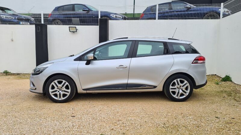 Usado Renault Clio GrandTour Zen 90 HP (66 kW) 2018 Outro Carrinha