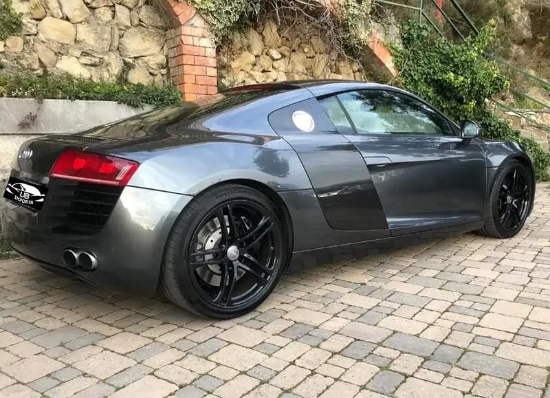 Usado Audi R8 Coupé 420 HP (308 kW) 2007 Cinzento Coupé