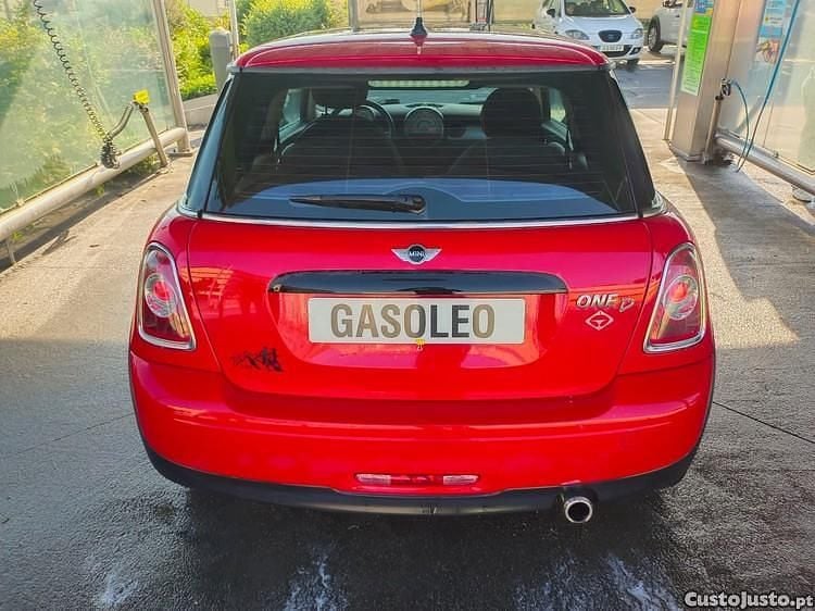 Vermelho Usado 2011 Mini ONE Citadino | € 7.400 (Super Preço) - Imagem 1/1