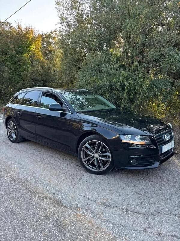 Cinza escuro Usado 2009 Audi A4 Exclusive Carrinha | € 9.965 (Bom preço) - Imagem 1/4