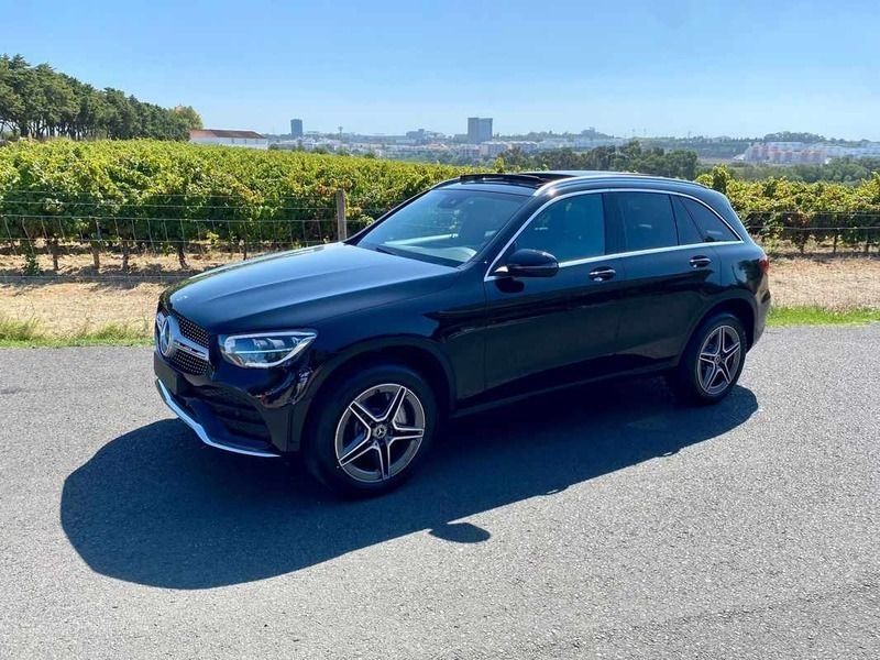 Usado Mercedes GLC300e 320 HP (235 kW) 2021 Preto SUV