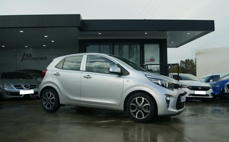 Cinza claro Usado 2022 Kia Picanto Urban Citadino | € 15.950 (Preço justo) - Imagem 1/4