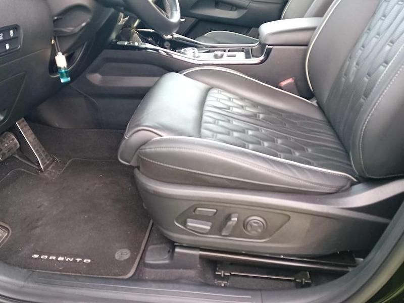 Usado Kia Sorento 252 HP (185 kW) 2022 Preto SUV