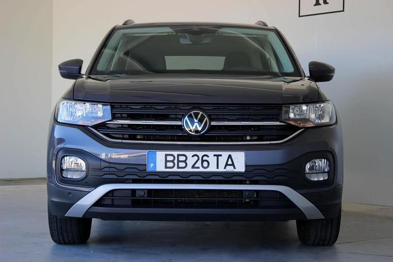 Usado VW T-Cross Life 110 HP (80 kW) 2023 Cinza SUV