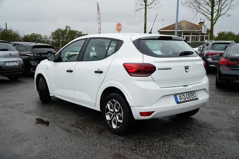 Usado Dacia Sandero Essentiel 67 HP (49 kW) 2022 Branco