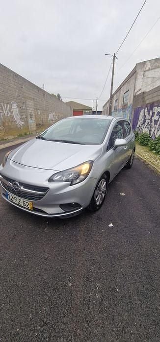 Usado 2015 Opel Corsa Sedan | € 8.300 (Preço justo) - Imagem 1/4