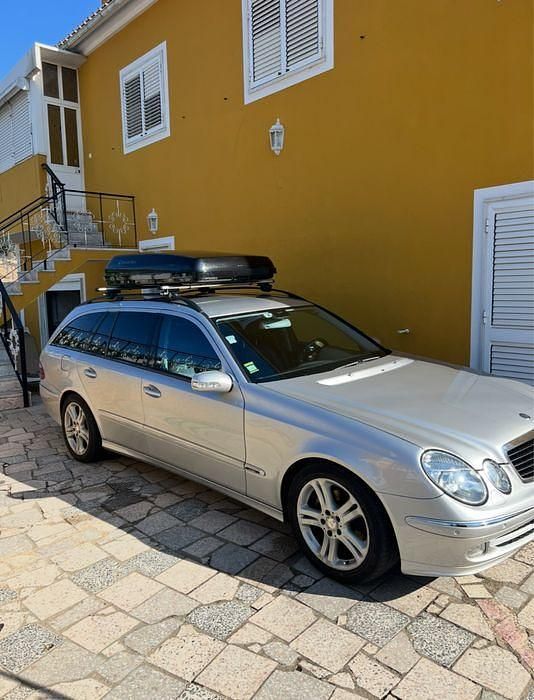 Usado 2004 Mercedes E220 Avantgarde Sedan | € 7.000 (Preço justo) - Imagem 1/4