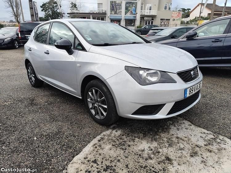 Cinza Usado 2014 Seat Ibiza Ecomotive Citadino | € 7.900 (Preço justo) - Imagem 1/1