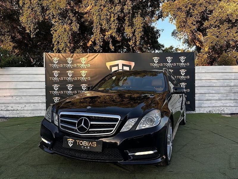 Preto Usado 2012 Mercedes E250 Avantgarde Carrinha | € 16.900 - Imagem 1/4